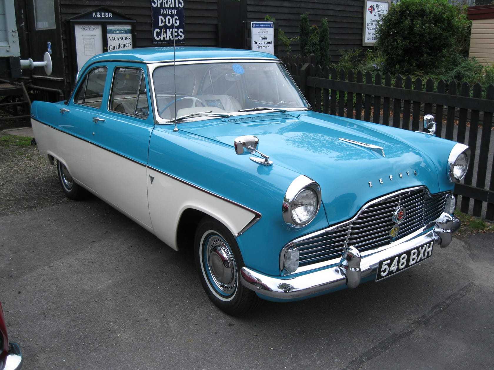 A turquoise-and-white two-tone Ford Zephyr Mk2 saloon, front three-quarter view