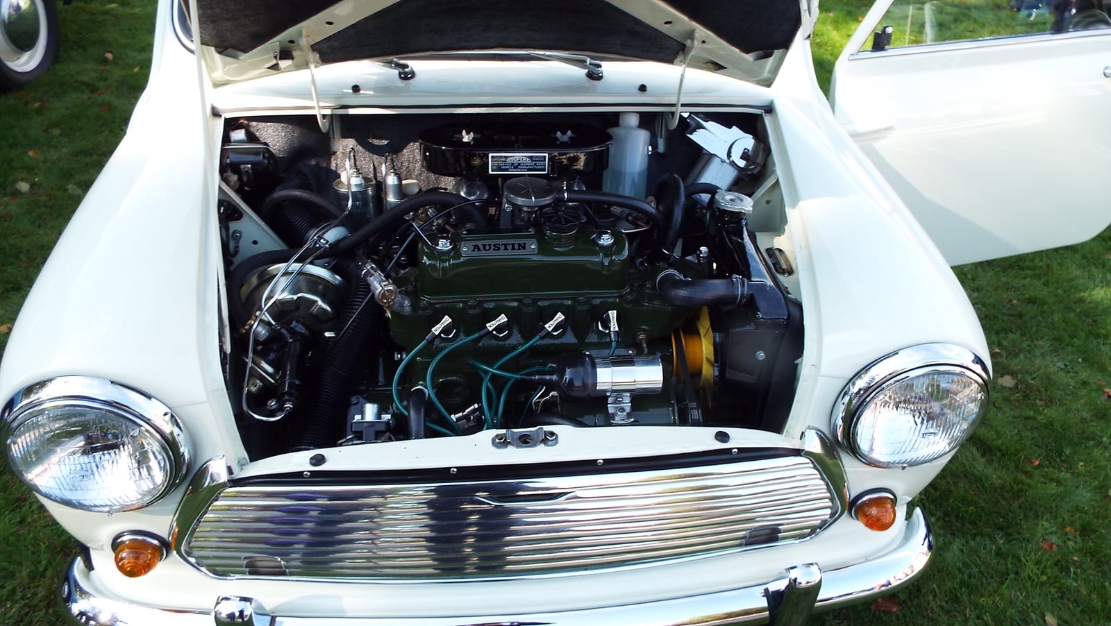 The transverse A-series engine in a classic Mini engine bay